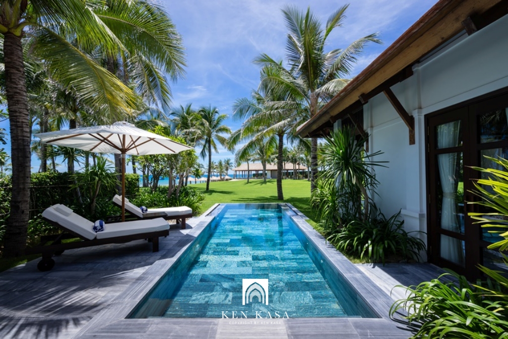 Ocean Front Pool Villa