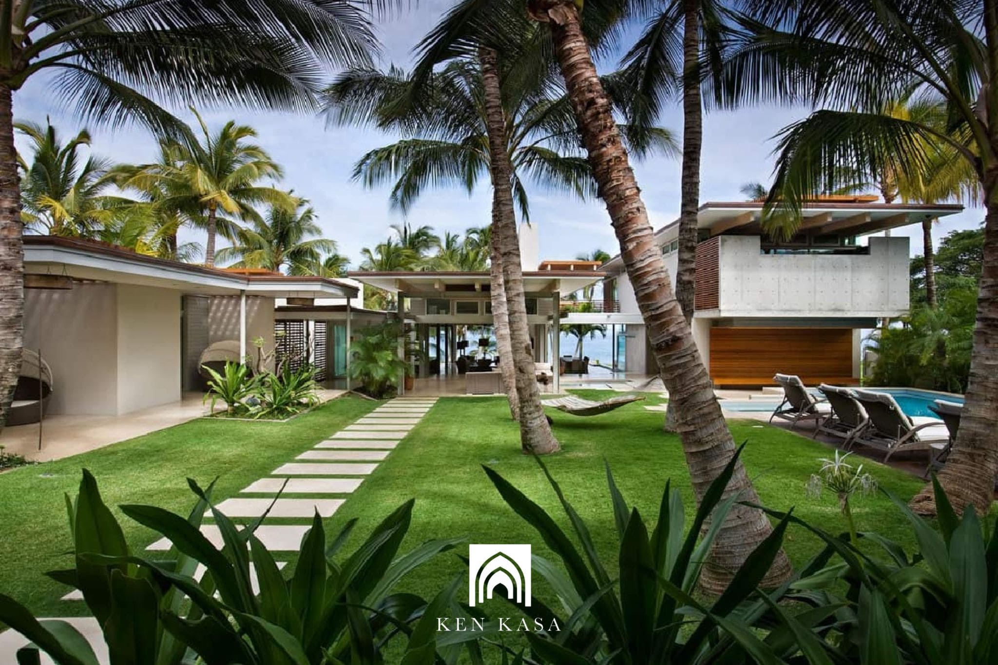 Biệt thự nghỉ dưỡng phong cách Tropical là gì