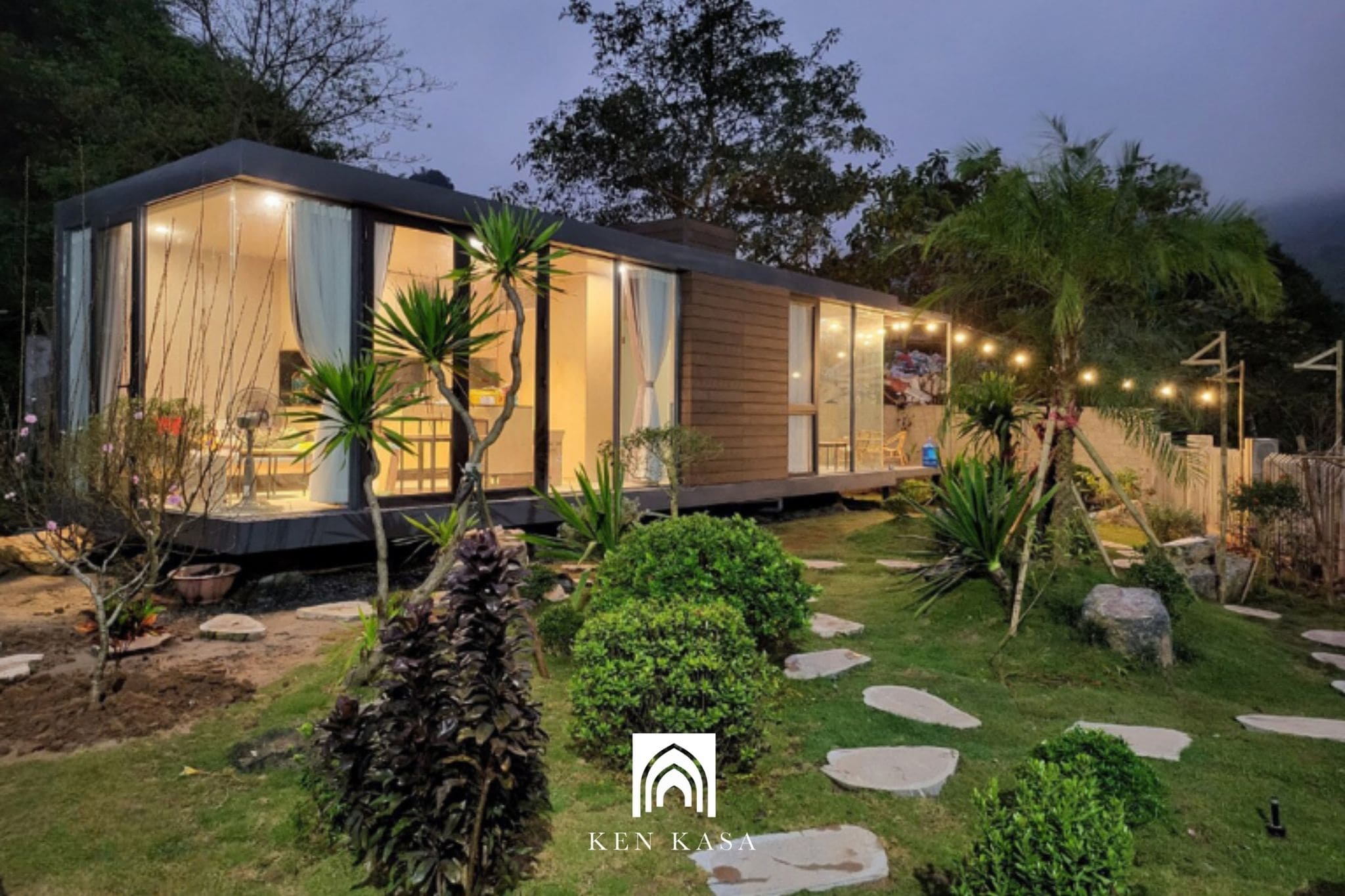 Mẫu nhà resort đẹp phong cách tiny house tối giản